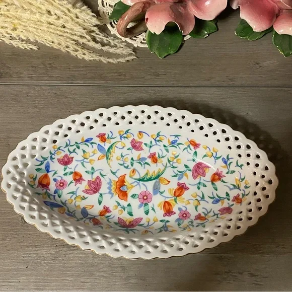 Vintage Germany Hand Painted Floral Lattice Porcelain Dish -Excellent Condition - Picture 3 of 4